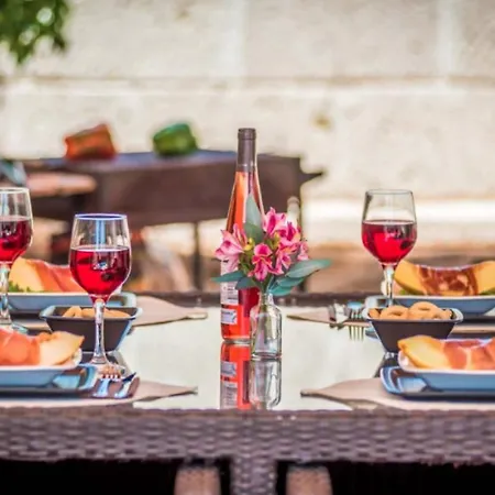 Tenerife Family Holiday With Private Heated Pool, Botanical Garden, Bbq & Fast Wifi By Holidays *