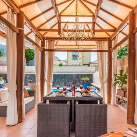 Tenerife Family Holiday With Private Heated Pool, Botanical Garden, Bbq & Fast Wifi By Holidays Costa Adeje (Tenerife)