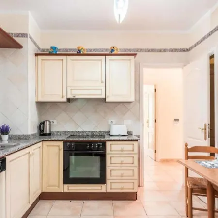 Villa Tenerife Family Holiday With Private Heated Pool, Botanical Garden, Bbq & Fast Wifi By Holidays