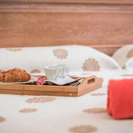 Tenerife Family Holiday With Private Heated Pool, Botanical Garden, Bbq & Fast Wifi By Holidays Villa *