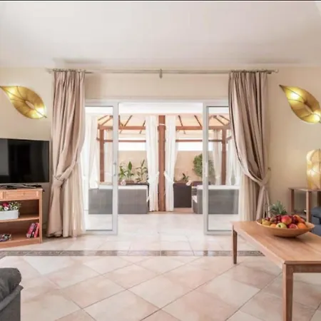Vila Tenerife Family Holiday With Private Heated Pool, Botanical Garden, Bbq & Fast Wifi By Holidays *